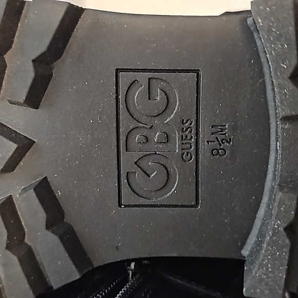 NIB    GBG Guess black combat boots 👢 - Picture 10 of 13